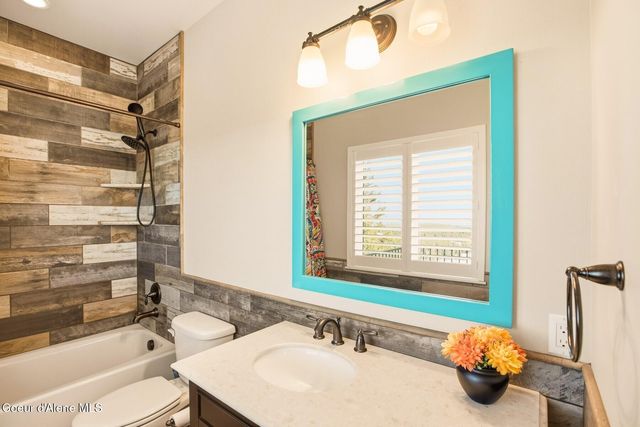 5969 W Highland Dr, Coeur D'alene, ID 83814