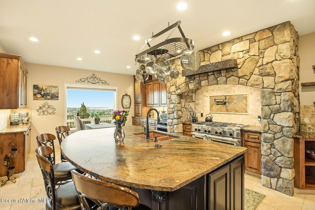 5969 W Highland Dr, Coeur d'Alene, ID 83814 photo 14