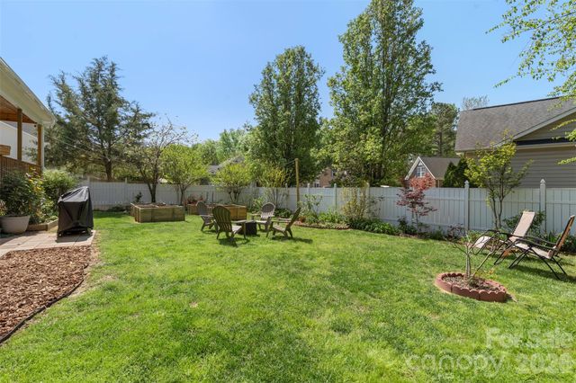 14926 Bridle Trace Lane, Pineville, NC 28134