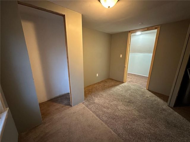 3823 E 71st Street, Kansas City, MO 64132