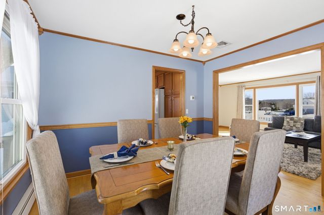 11 Settlers Way, Ellington, CT 06029