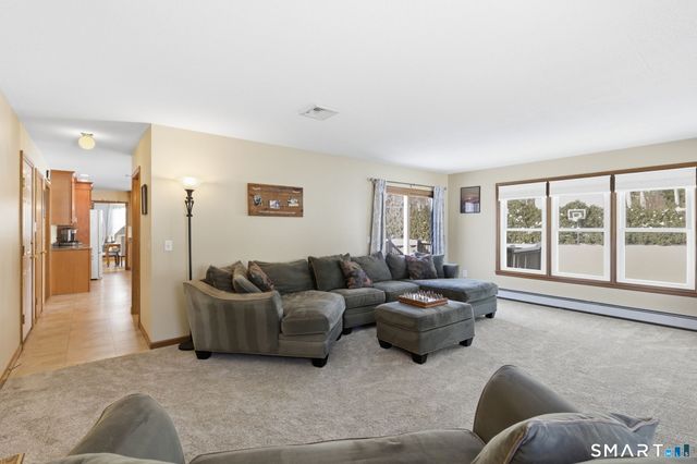 11 Settlers Way, Ellington, CT 06029