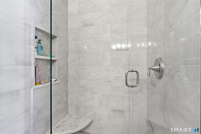 11 Settlers Way, Ellington, CT 06029