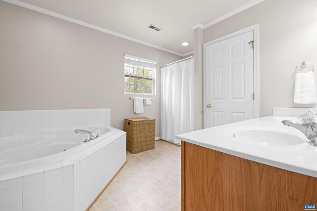 17 HOPI WAY, Palmyra, VA 22963