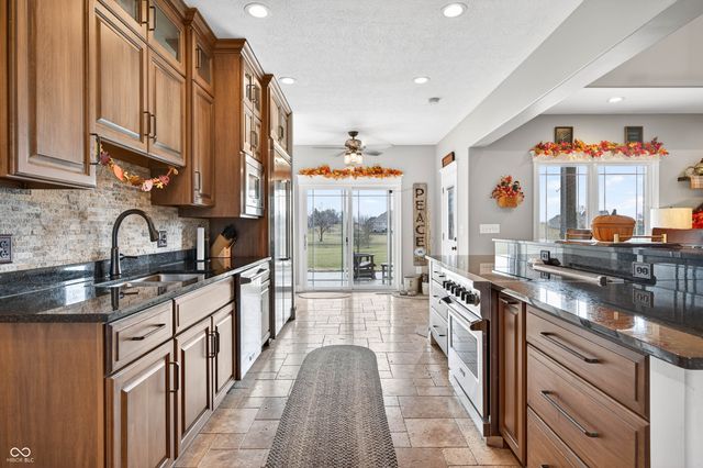 2937 W 100 S, Franklin, IN 46131