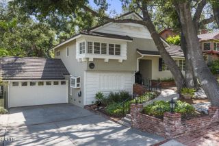 3818 Cedarbend Drive, Glendale, CA 91214
