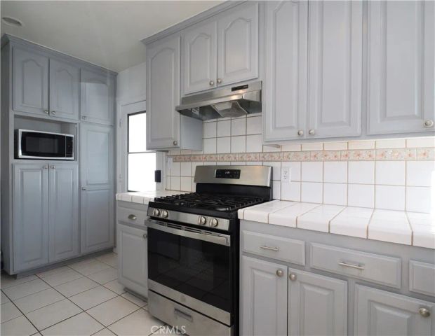 613 36th, Manhattan Beach, CA 90266