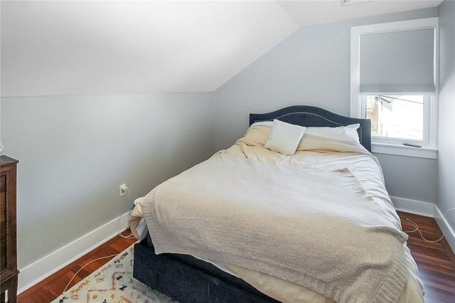 1 Conrad Court, Newport, RI 02840