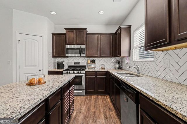 616 Sunflower Drive, Canton, GA 30114