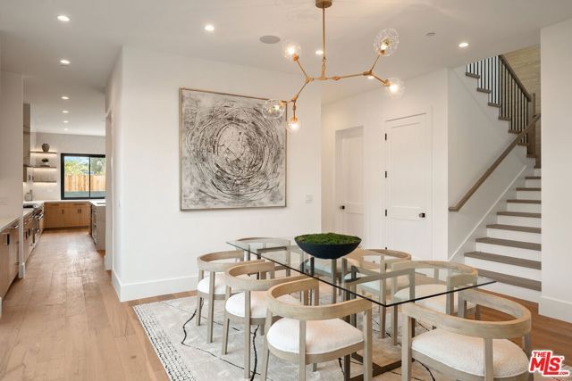 1742 Preuss Road, Los Angeles, CA 90035