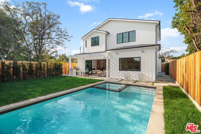 1742 Preuss Road, Los Angeles, CA 90035