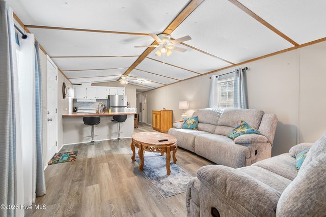 2866 Cherokee Avenue SW, Supply, NC 28462