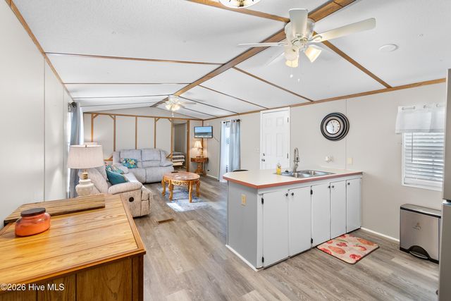 2866 Cherokee Avenue SW, Supply, NC 28462