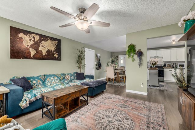 3429 E EVERETT Drive, Phoenix, AZ 85032