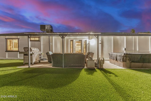 3429 E EVERETT Drive, Phoenix, AZ 85032