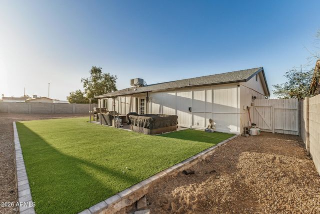 3429 E EVERETT Drive, Phoenix, AZ 85032