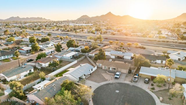 3429 E EVERETT Drive, Phoenix, AZ 85032