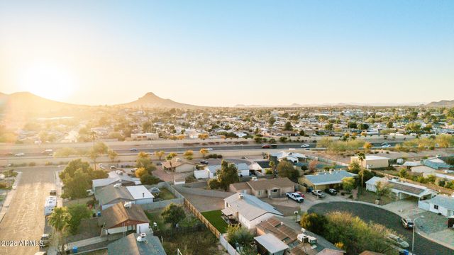 3429 E EVERETT Drive, Phoenix, AZ 85032