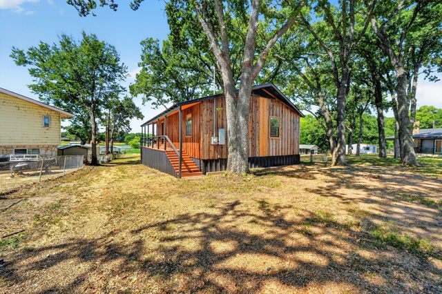 9466 Lakeland Loop, Quinlan, TX 75474