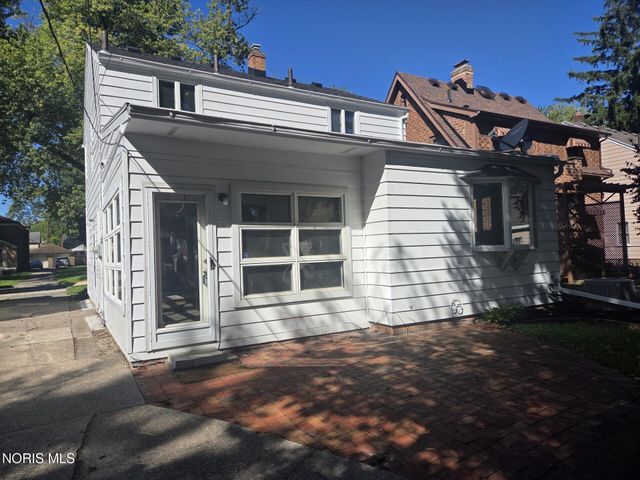 2716 Powhattan Parkway, Toledo, OH 43606