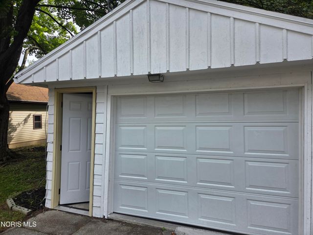 2716 Powhattan Parkway, Toledo, OH 43606