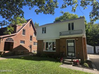 2716 Powhattan Parkway, Toledo, OH 43606