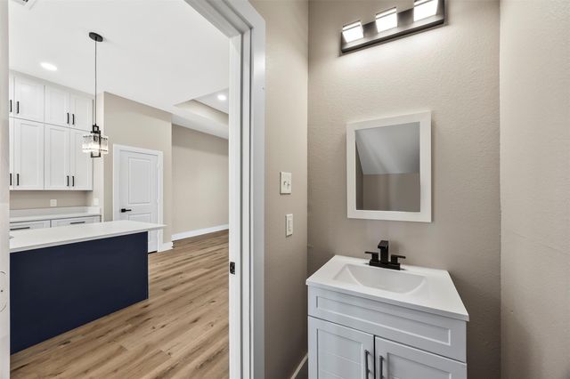 5949 Collingsworth Street, Houston, TX 77026