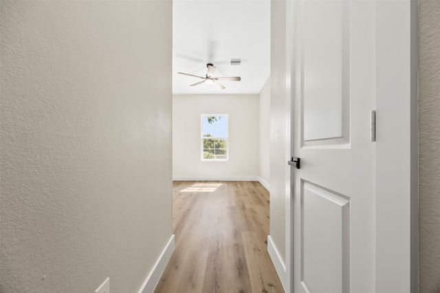 5949 Collingsworth Street, Houston, TX 77026