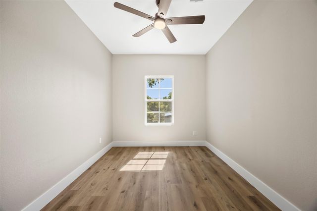 5949 Collingsworth Street, Houston, TX 77026