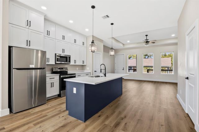 5949 Collingsworth Street, Houston, TX 77026