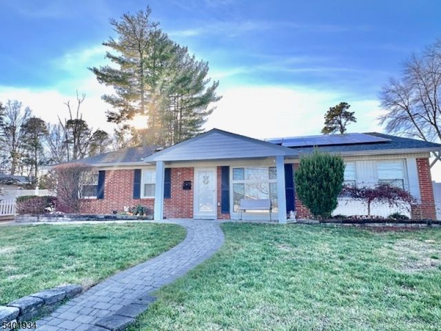 107 Monmouth Rd, Monroe Twp., NJ 08831