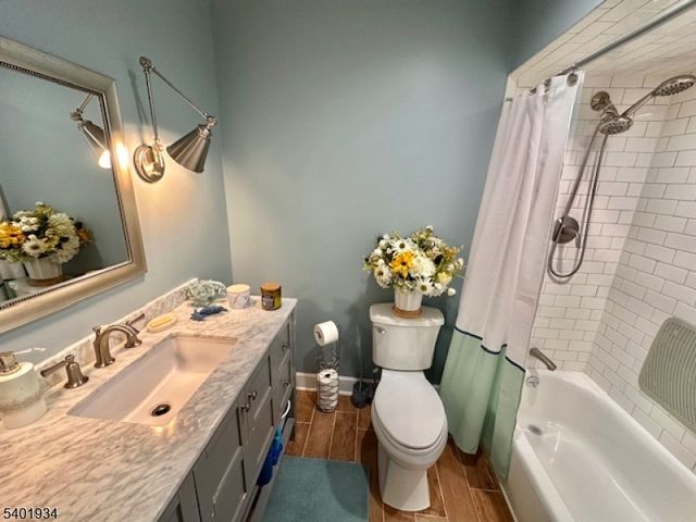 107 Monmouth Rd, Monroe Twp., NJ 08831