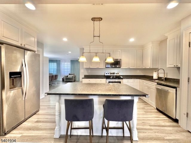 107 Monmouth Rd, Monroe Twp., NJ 08831