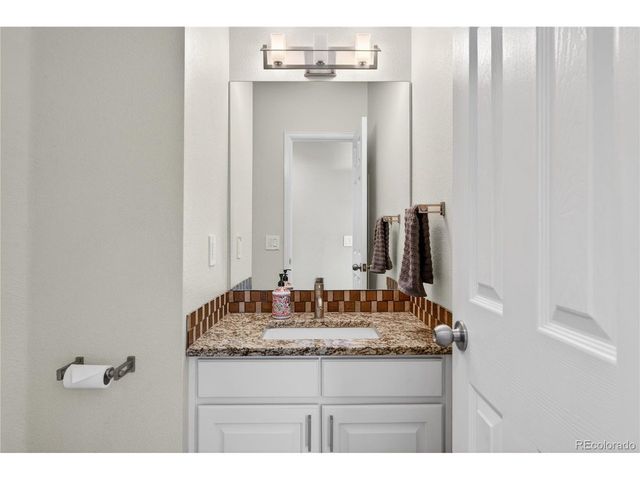 11249 W Ford Dr, Lakewood, CO 80226