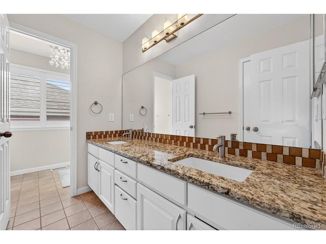 11249 W Ford Dr, Lakewood, CO 80226