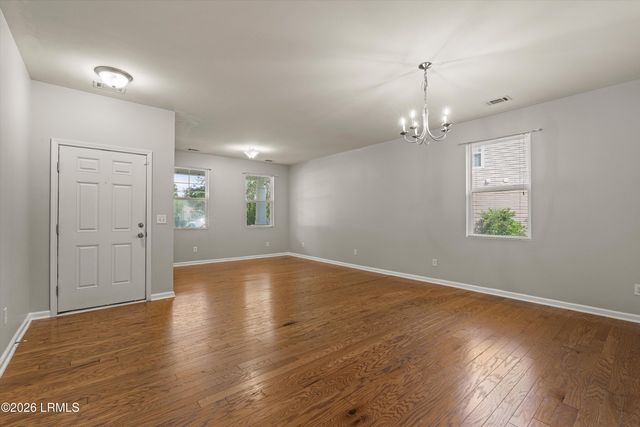 8 Cedar Creek Circle, Beaufort, SC 29906