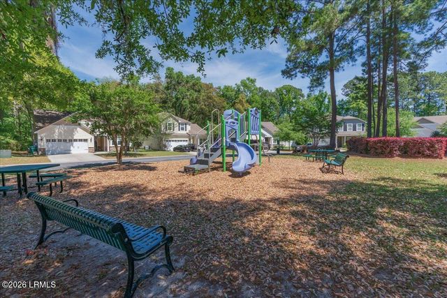 8 Cedar Creek Circle, Beaufort, SC 29906