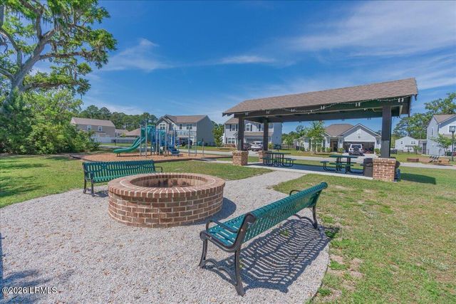 8 Cedar Creek Circle, Beaufort, SC 29906