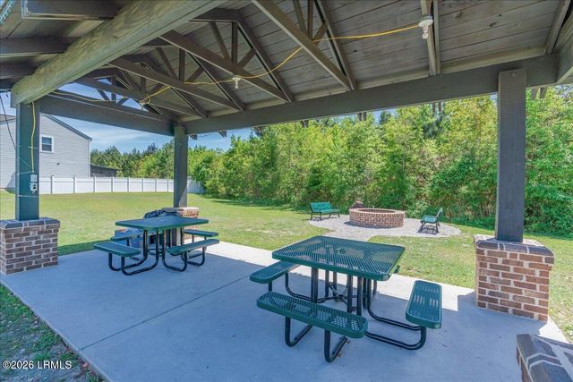 8 Cedar Creek Circle, Beaufort, SC 29906