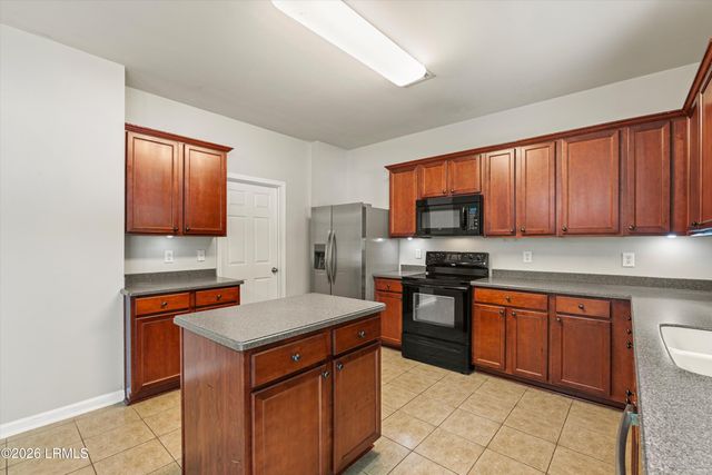 8 Cedar Creek Circle, Beaufort, SC 29906