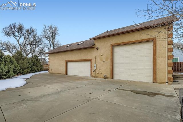 9470 Blue Grass Place, Colorado Springs, CO 80925