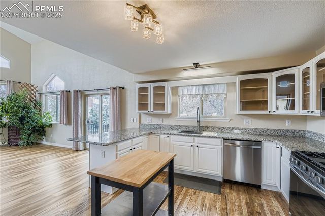 9470 Blue Grass Place, Colorado Springs, CO 80925