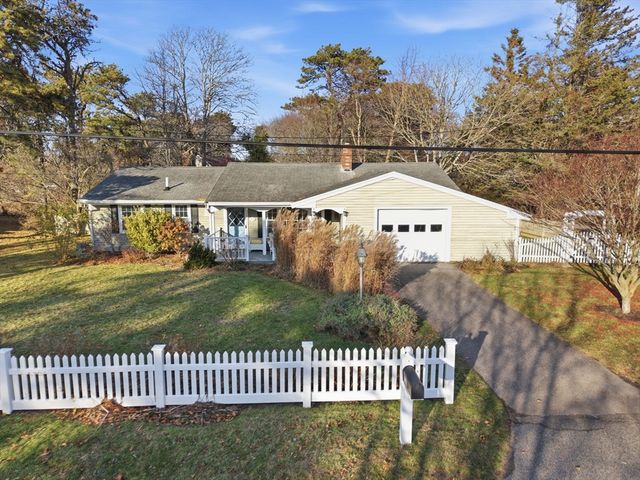 23 Shane Dr, Chatham, MA 02633