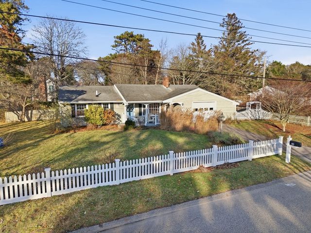 23 Shane Dr, Chatham, MA 02633
