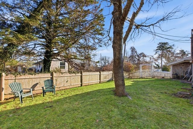 23 Shane Dr, Chatham, MA 02633