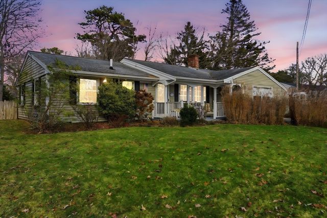 23 Shane Dr, Chatham, MA 02633