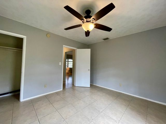 2204 NW 3rd Avenue 2, Wilton Manors, FL 33311