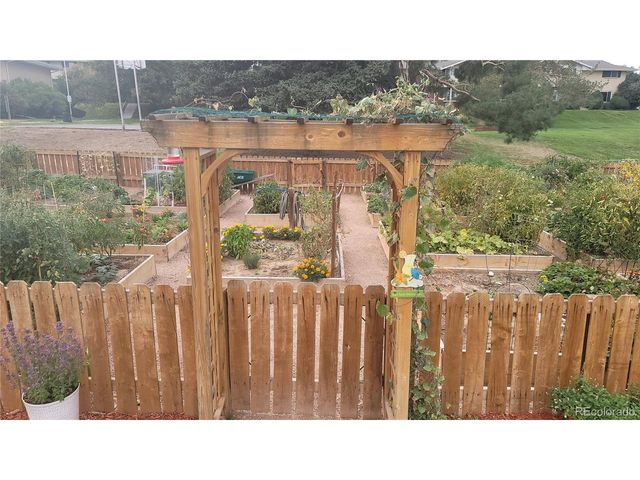 9209 E Nassau Ave, Denver, CO 80237