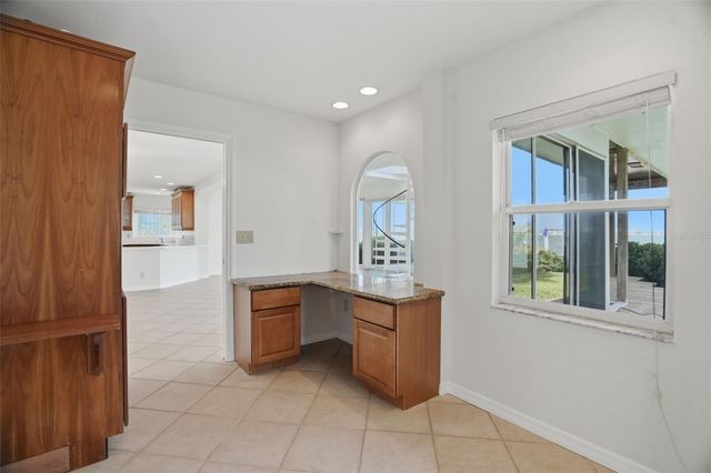1832 VENETIAN POINT DRIVE, Clearwater, FL 33755