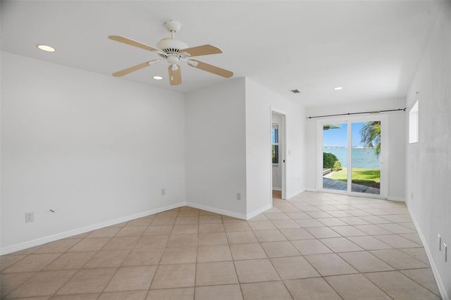 1832 VENETIAN POINT DRIVE, Clearwater, FL 33755